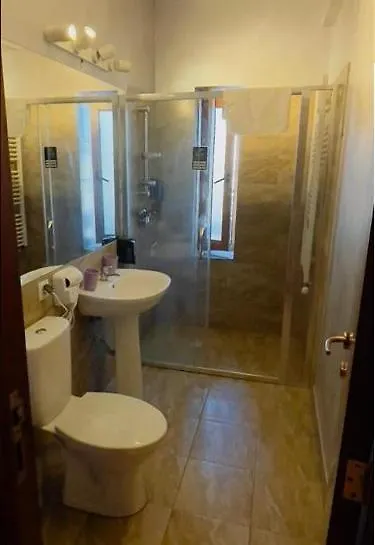 Hotel Reina Boekarest Roemenië