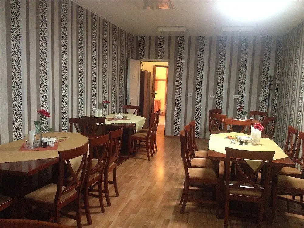 Hotel Reina Boekarest