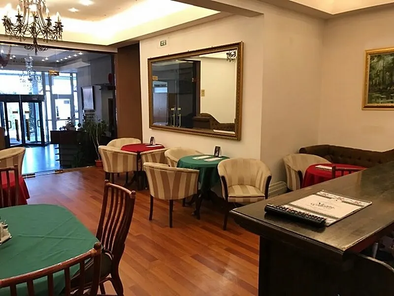 Hotel Reina Boekarest
