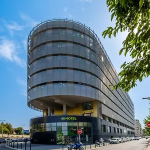 *** Отель Aeroport Arenas Франция