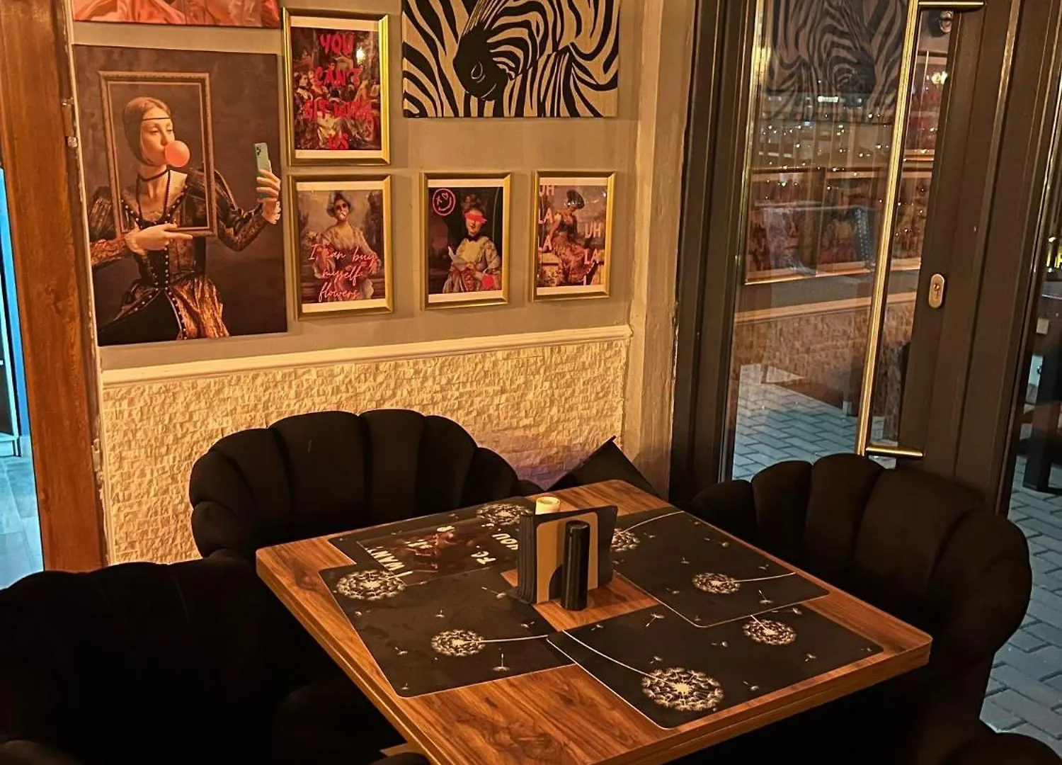 Hotel Reina Bucharest