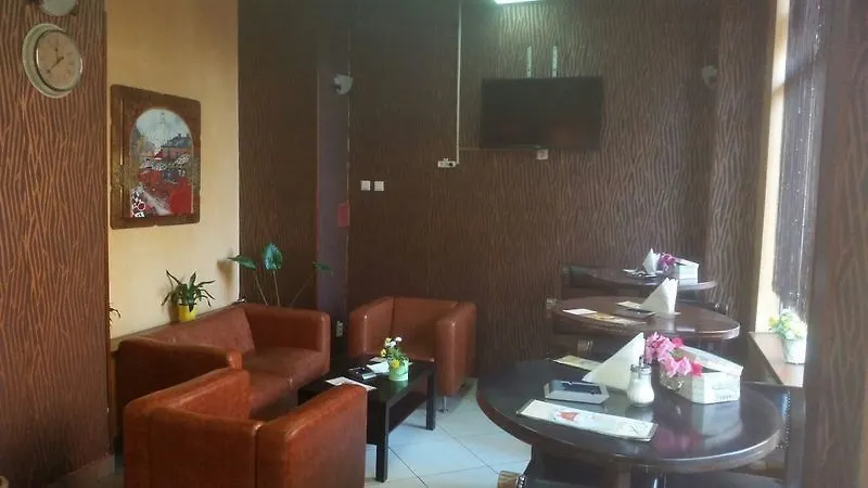 Hotel Reina Bucharest 3*,  Romania