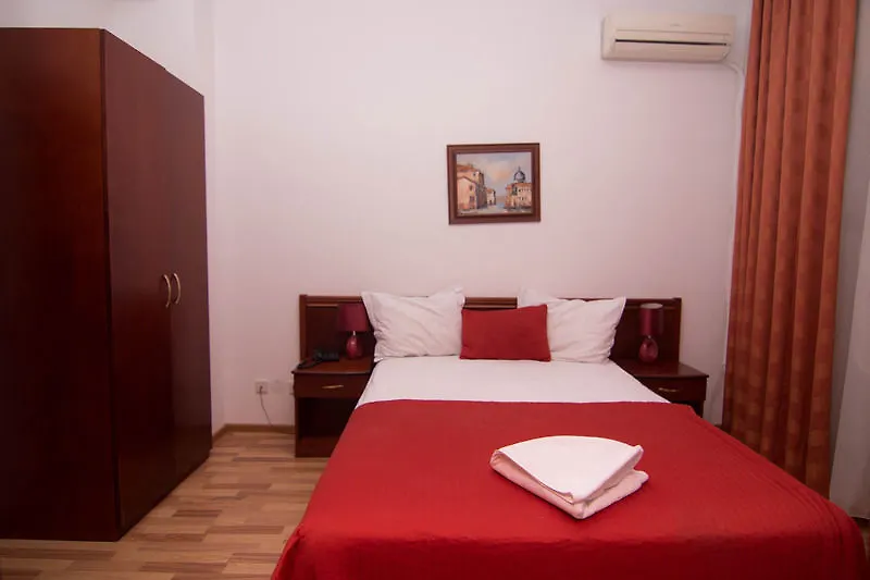 ***  Hotel Reina Bukarest Rumänien