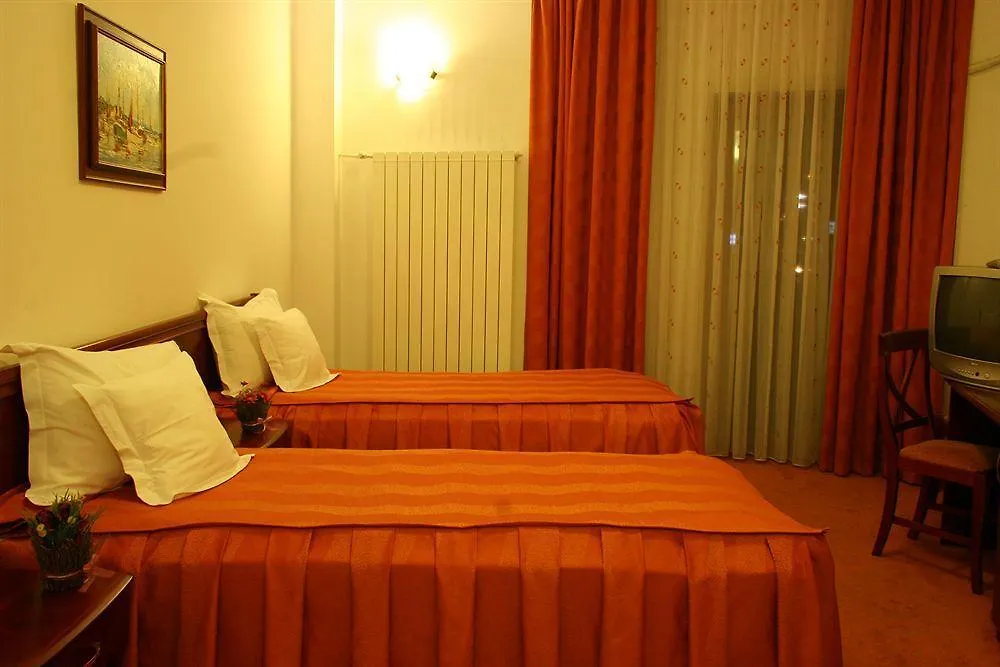 Hotel Reina Bucharest
