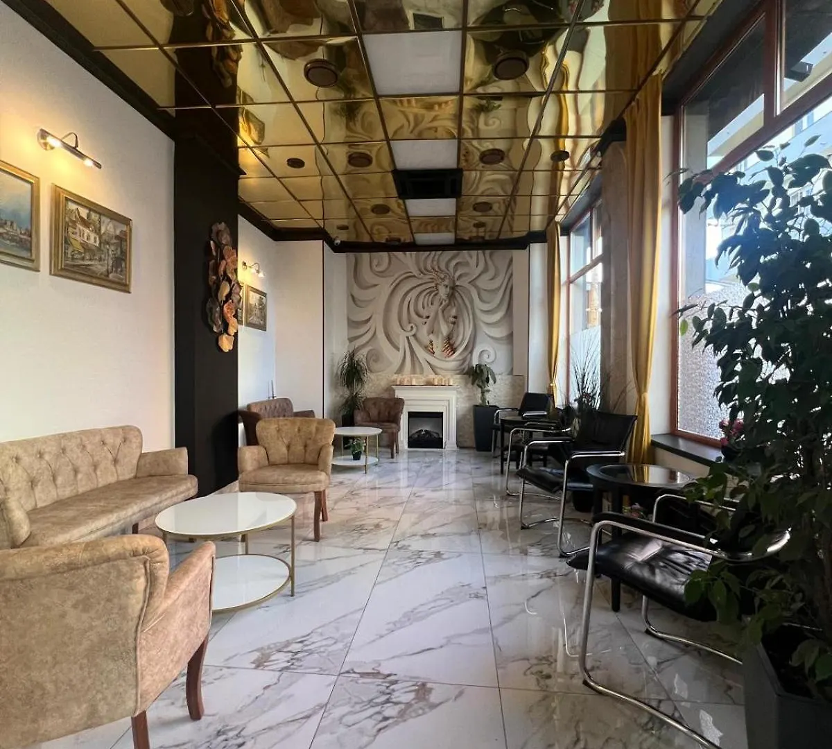 Hotel Reina Bucharest