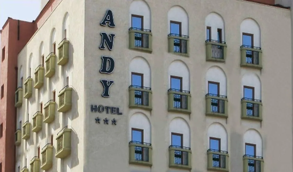 Hotel Reina Бухарест 3*,